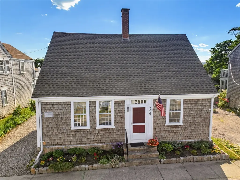 2037 Main Rd, Westport Point, MA 02791 - #1
