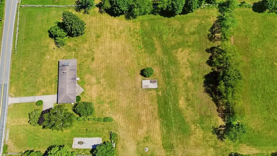 25 Westport Harbor Road, Little Compton, RI 02837 - #3