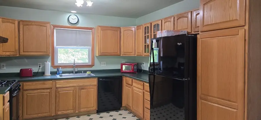 36 Middlesex Road, Tyngsborough, MA 01879 - #2