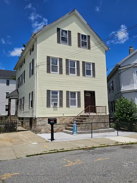 1380 Globe St, Fall River, MA 02721 - #1
