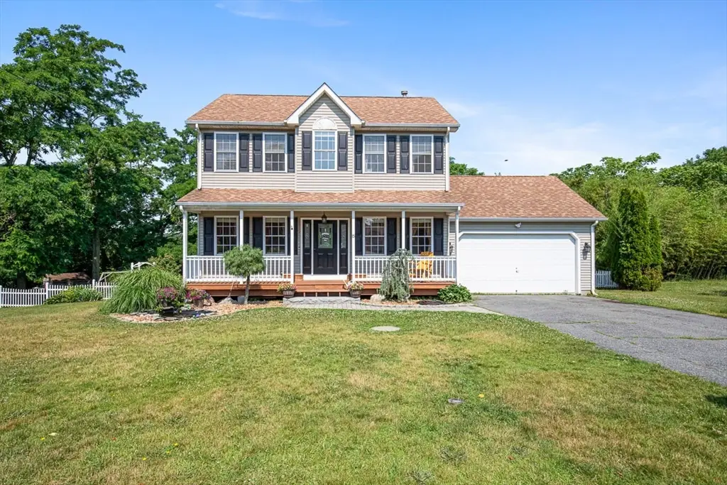 15 Dolphin Cir, Somerset, MA 02726 - #1