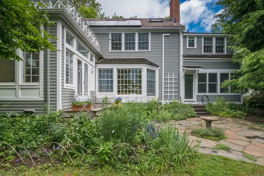 52 Ward Ave, Northampton, MA 01060 - #2