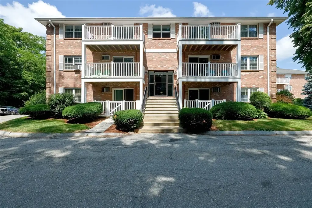 7 Karen Cir #4, Billerica, MA 01821 - #1