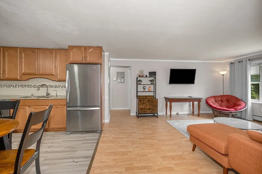 A4 Colonial Dr #7, Andover, MA 01810 - #3
