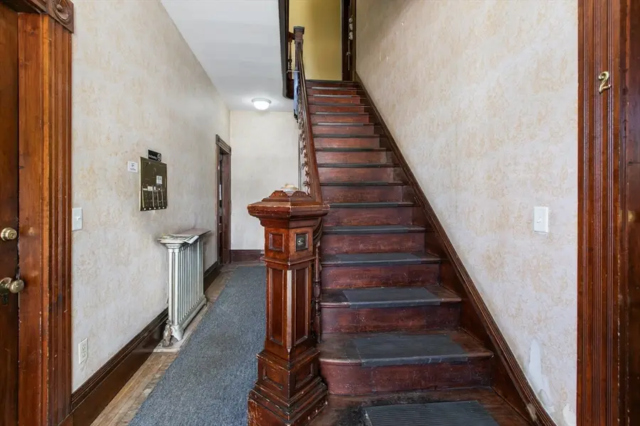 23 Poplar St, Danvers, MA 01923 - #3