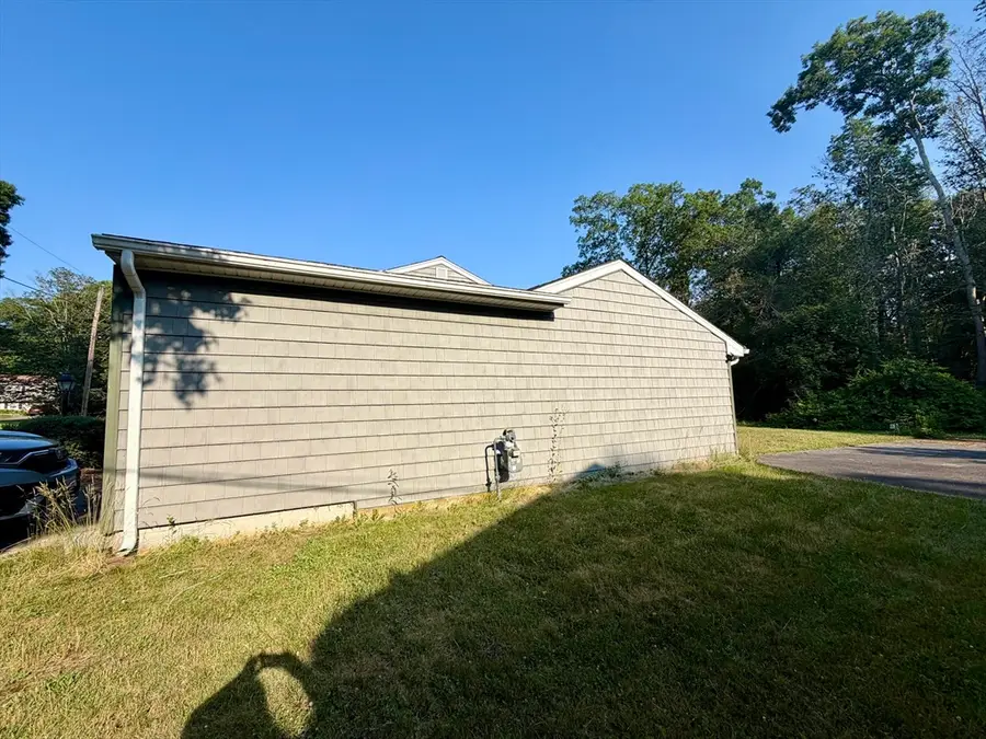 7 Keith Dr, Westport, MA 02790 - #3