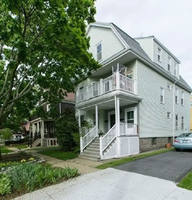121 Highland Rd #1, Somerville, MA 02144 - #3