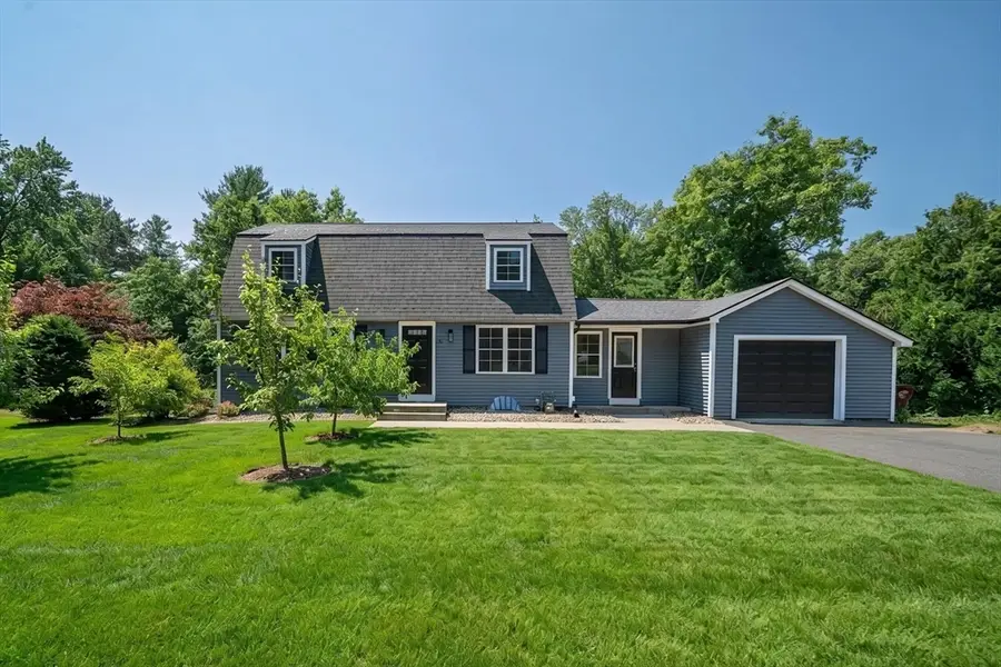 27 Sherwood Ave, Westfield, MA 01085 - #2