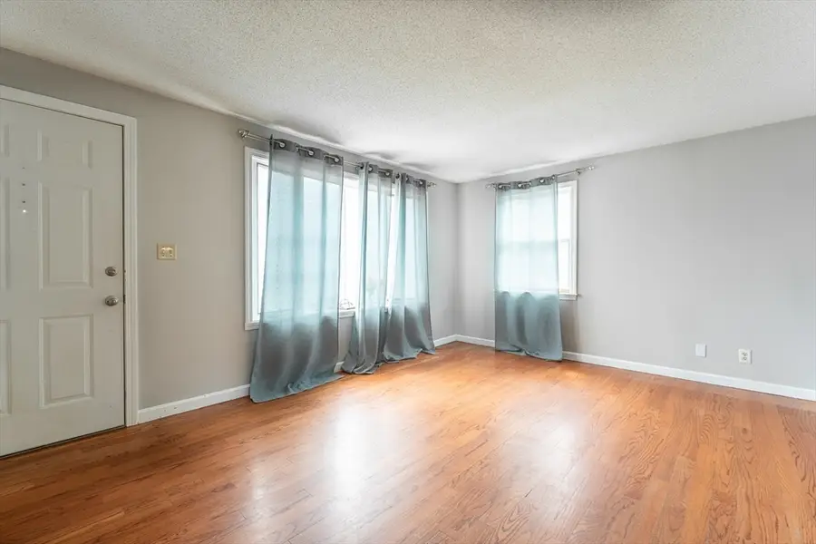 1178 Sumner Ave, Springfield, MA 01118 - #3