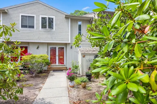 300 Buck Island Rd #14C, Yarmouth, MA 02673