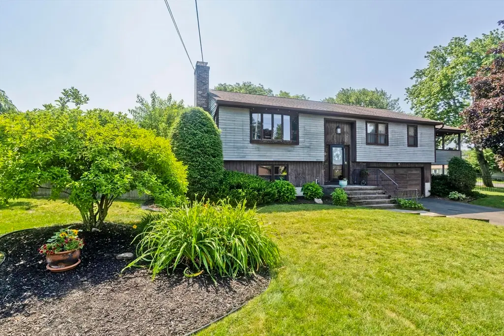 9 Dowds Ln, Chicopee, MA 01020 - #1