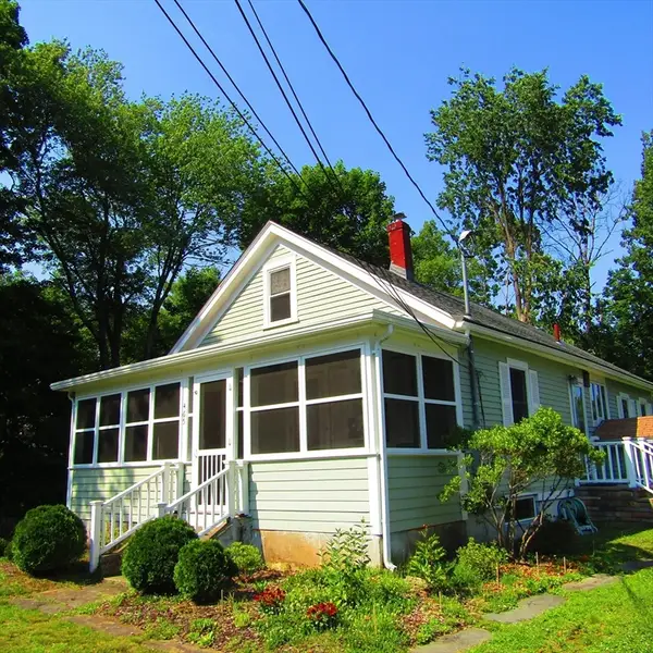 465 Spring Street, Northampton, MA 01053