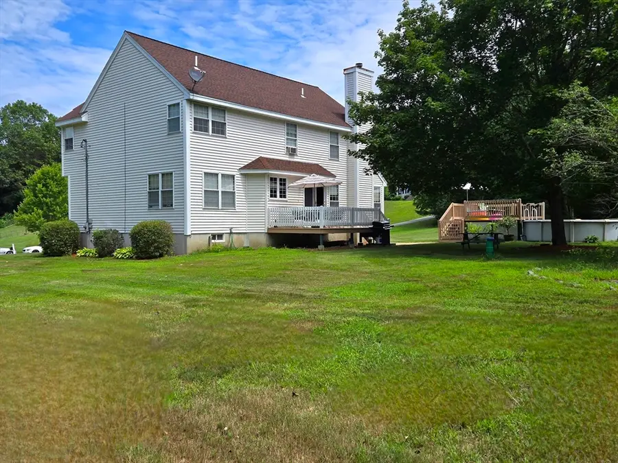 4 Jennifer, Pelham, NH 03076 - #2