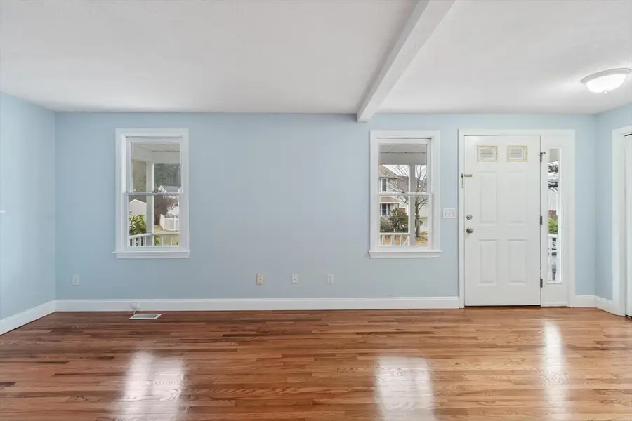 29 Lamplighter Ln, North Chelmsford, MA 01863 - #3