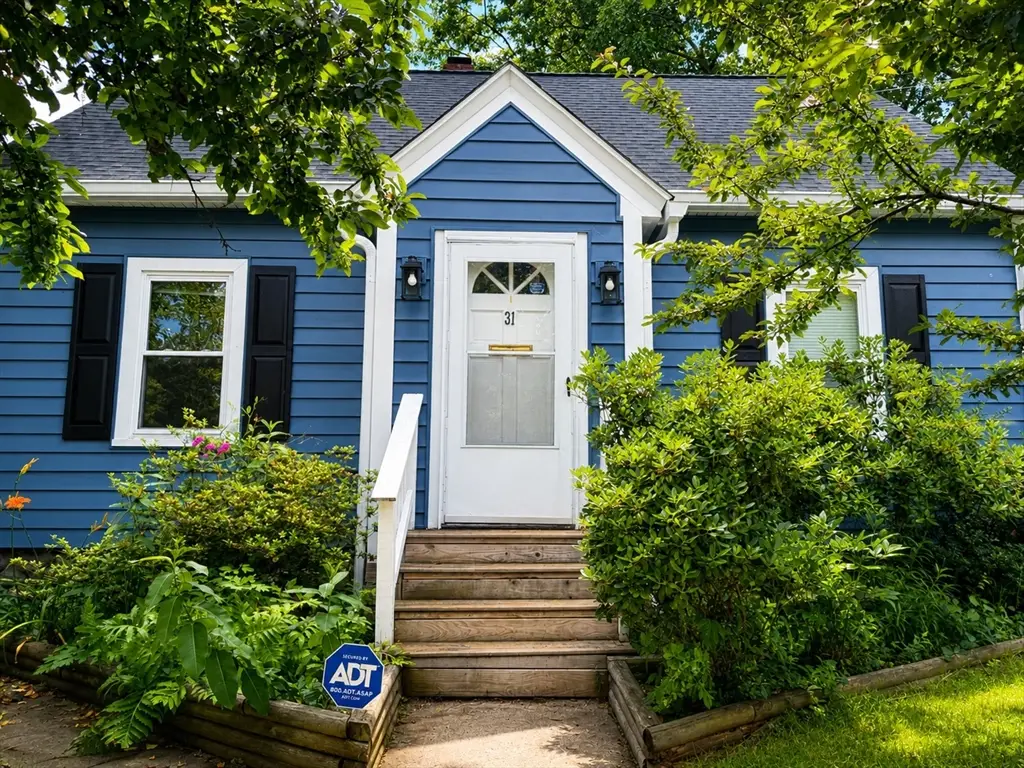 31 Lincoln St, Methuen, MA 01844 - #1