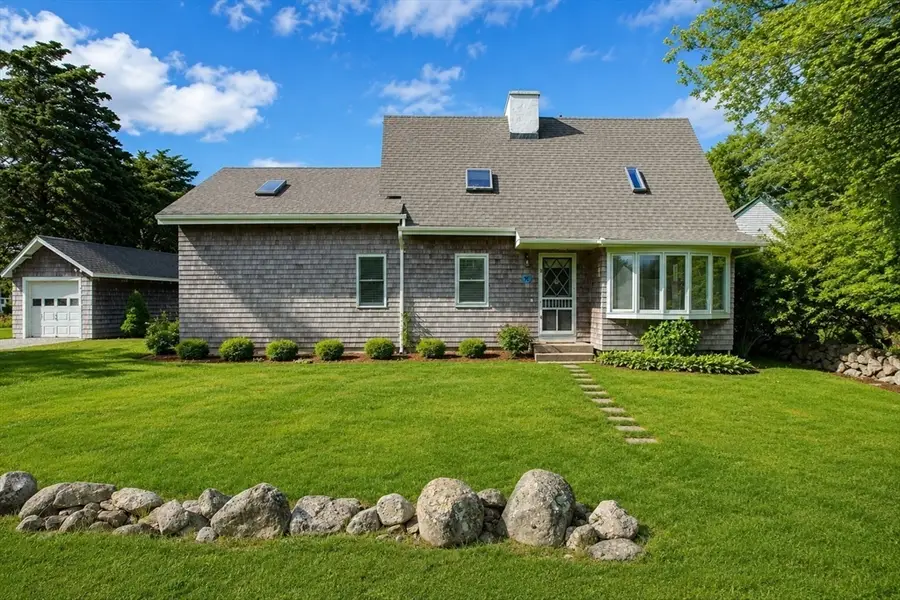8 Juniper Rd, Westport, MA 02790 - #2