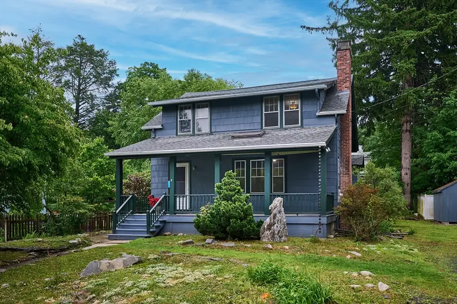 9 Mcclure St, Amherst, MA 01002 - #2