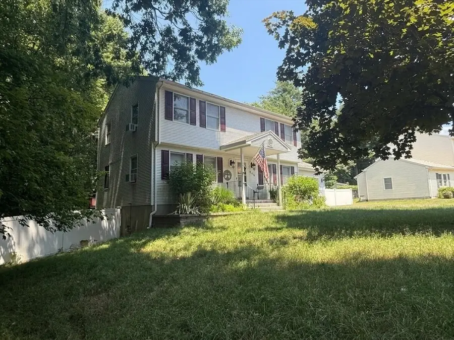 250 Ramblewood Dr, Springfield, MA 01118 - #2