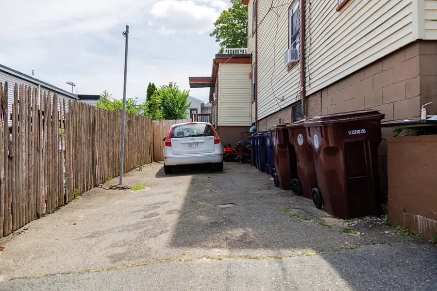6 Hillside Ave, Everett, MA 02149 - #3