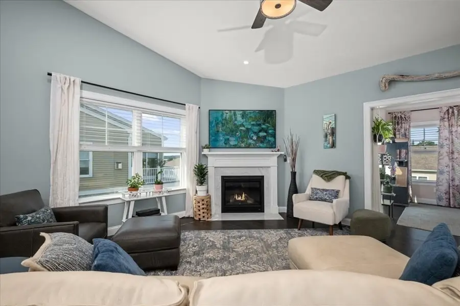 12 Logans Run #80, Millbury, MA 01527 - #3