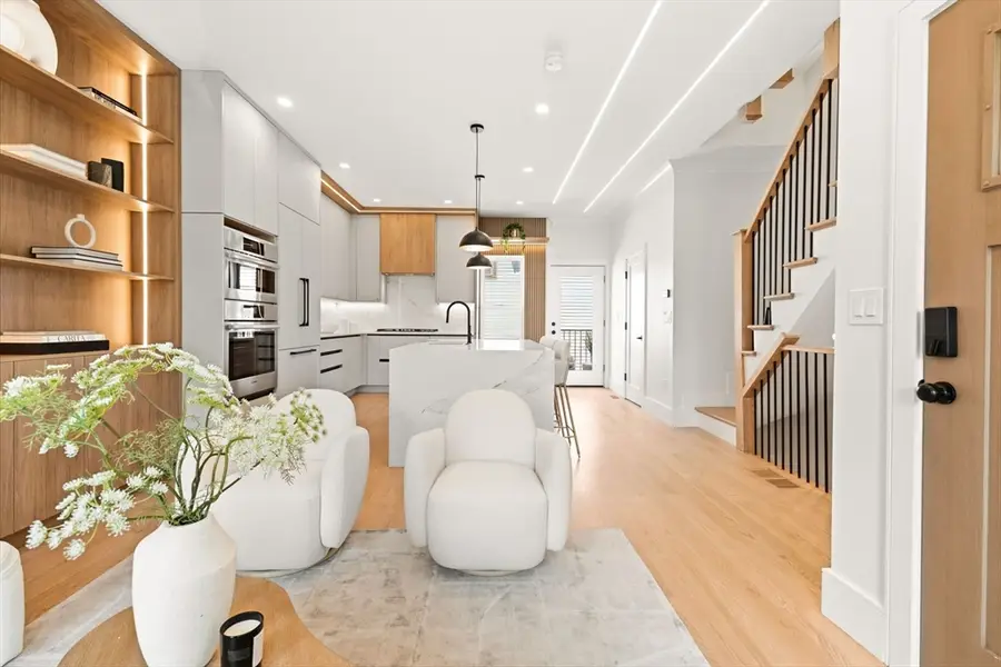 39 G St, Boston, MA 02127 - #2