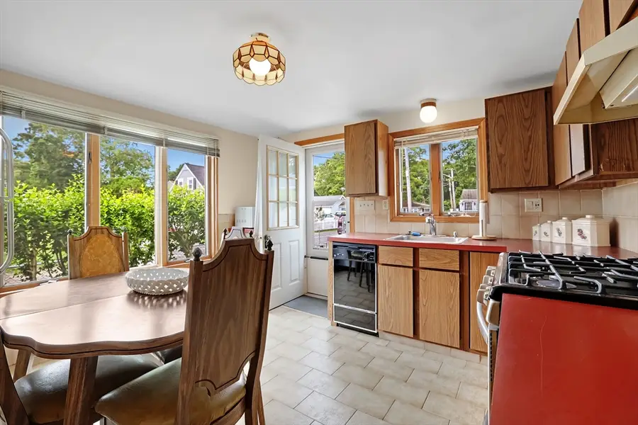 17 Swift Ave, Wareham, MA 02571 - #3