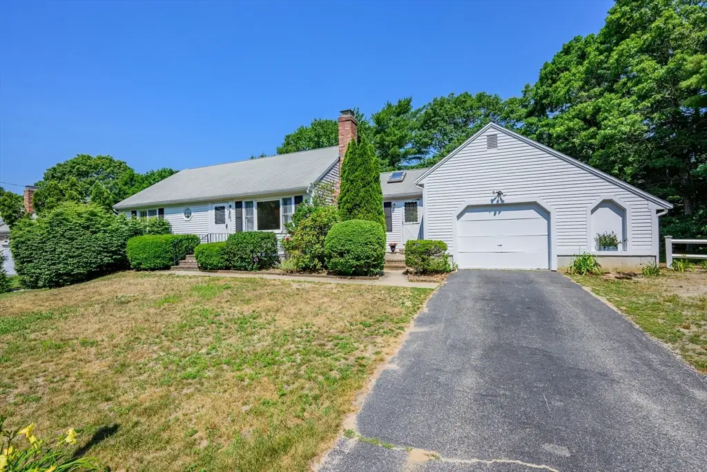 295 Westwind Cir, Barnstable Town, MA 02655 - #1