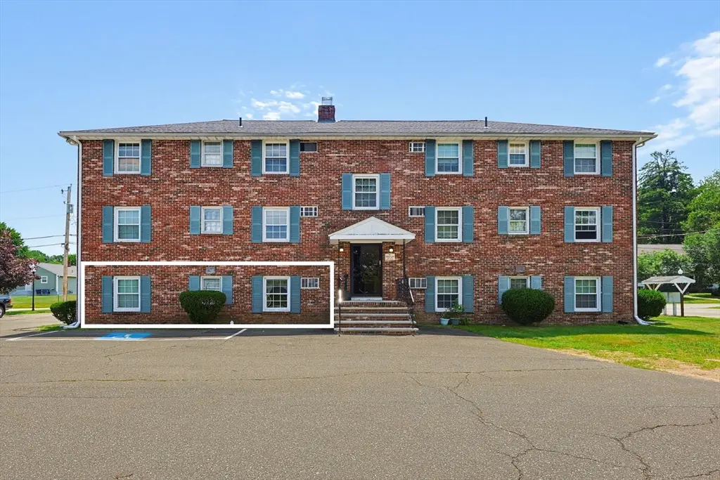 15 Frank St #1, Dracut, MA 01826 - #1