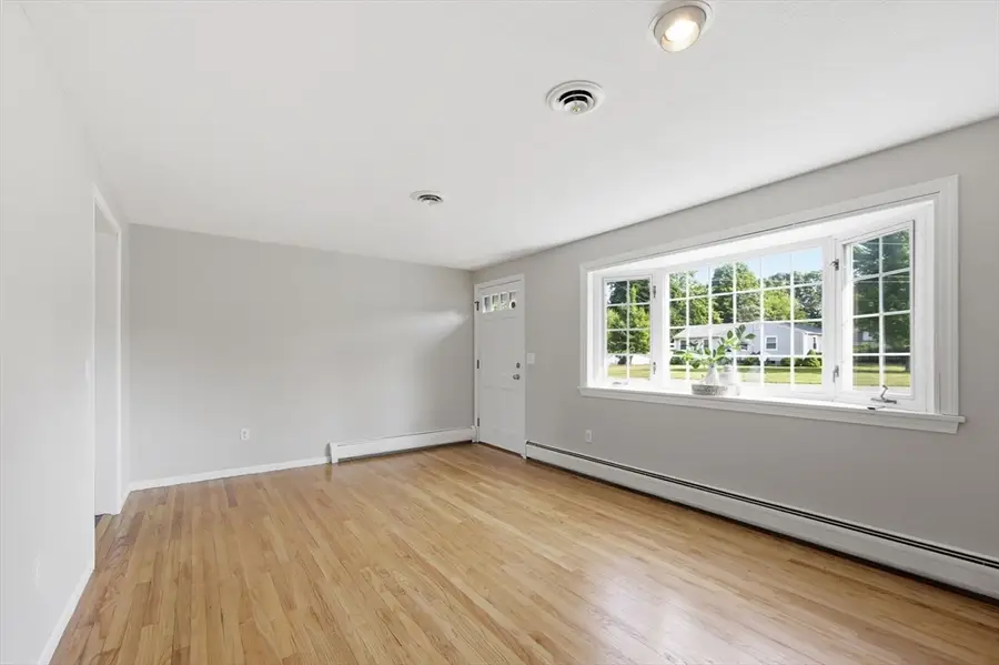 33 Alandale Drive, East Longmeadow, MA 01028 - #2
