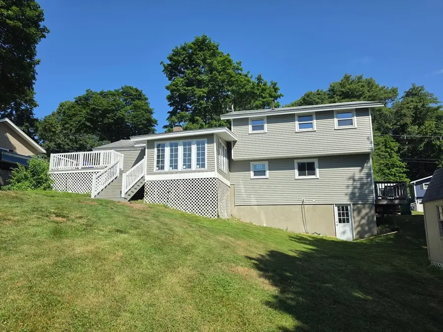 9 Champlain Dr., Hudson, MA 01749 - #3