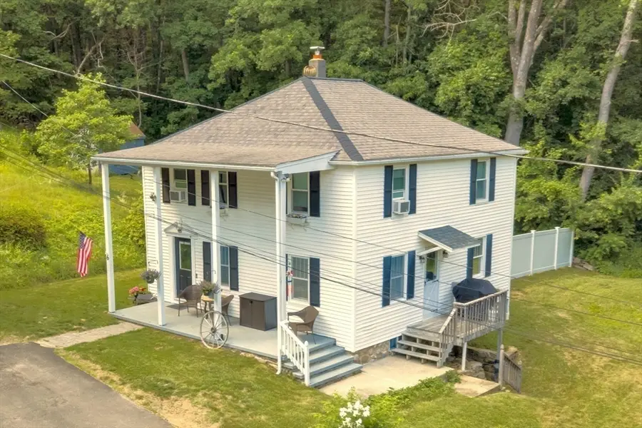 6 Belanger Ave, Sturbridge, MA 01566 - #3