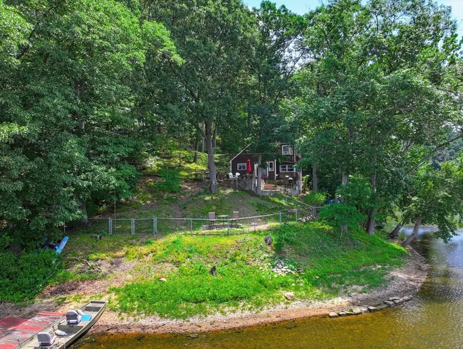 20 Litchfield Ave, Norfolk, MA 02056 - #2