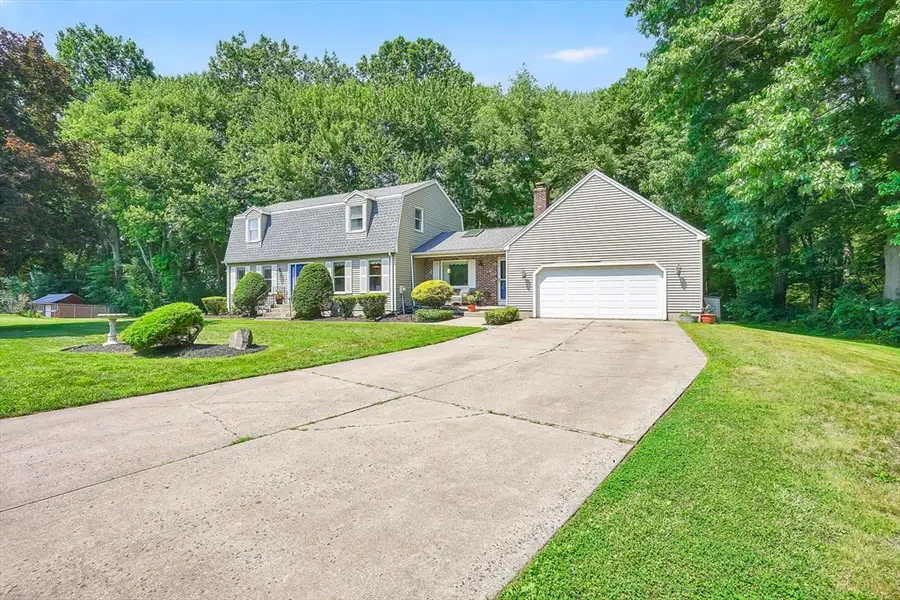 88 Jennie Cir, Agawam, MA 01001 - #2