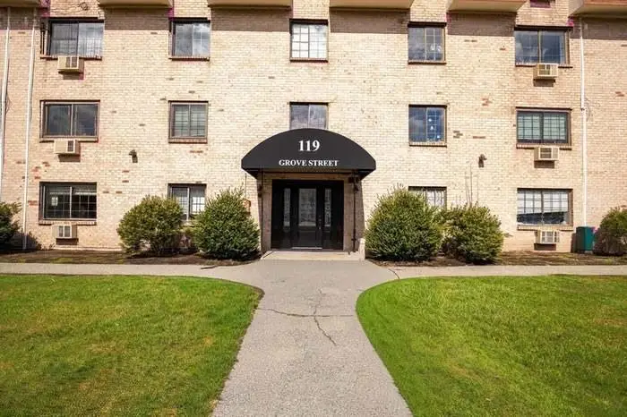 119 Grove St #245, Rockland, MA 02370 - #1