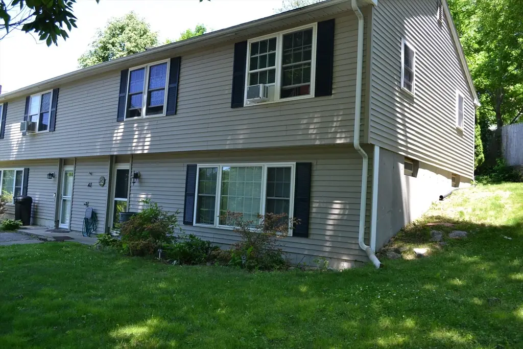 40 Brooks St, Worcester, MA 01606 - #1