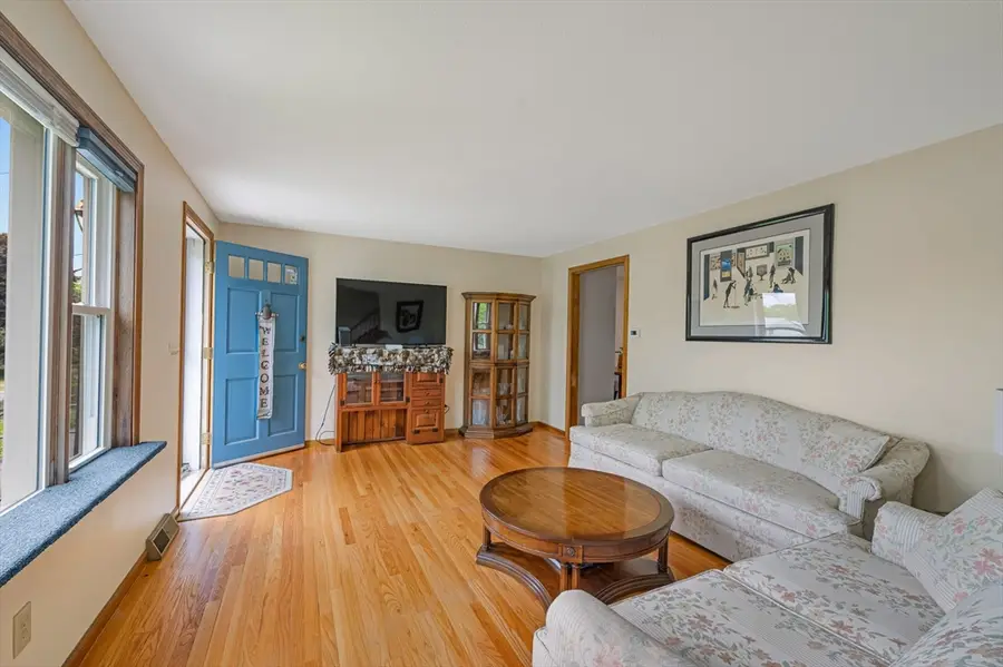 50 Emerson St, Springfield, MA 01108 - #3