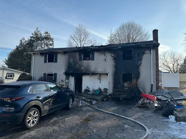 3 Marshall Ter, Dudley, MA 01571