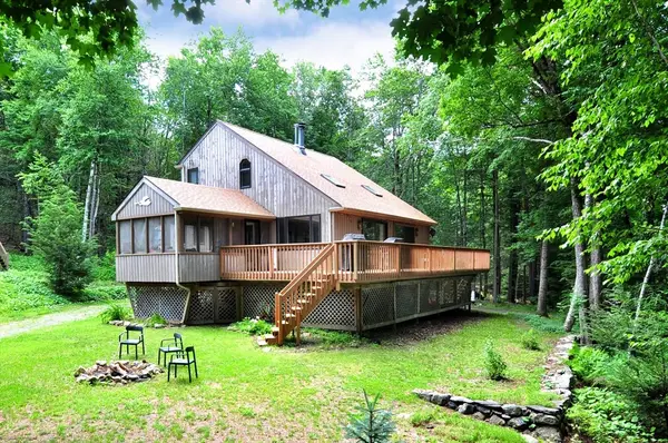 154 Brook Ln, Tolland, MA 01034