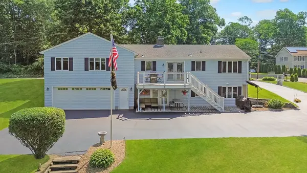 34 Macarthur Dr, Millbury, MA 01527