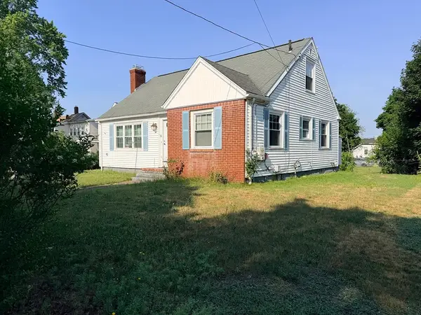 12 Miller St, Blackstone, MA 01504
