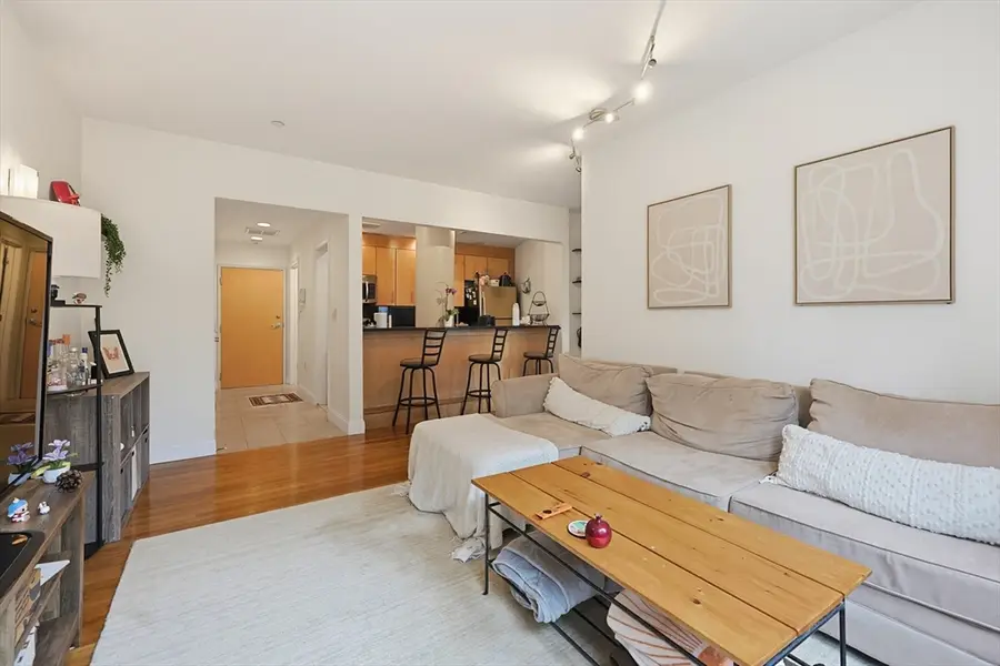 42 Beach St #6B, Boston, MA 02111 - #2