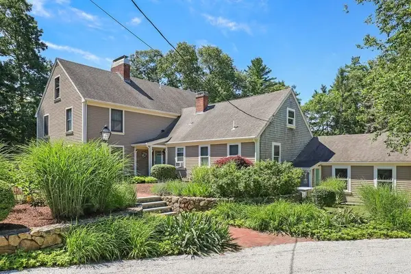 128 Converse Rd, Marion, MA 02738
