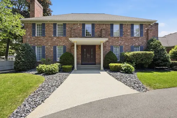 1051 Converse St, Longmeadow, MA 01116