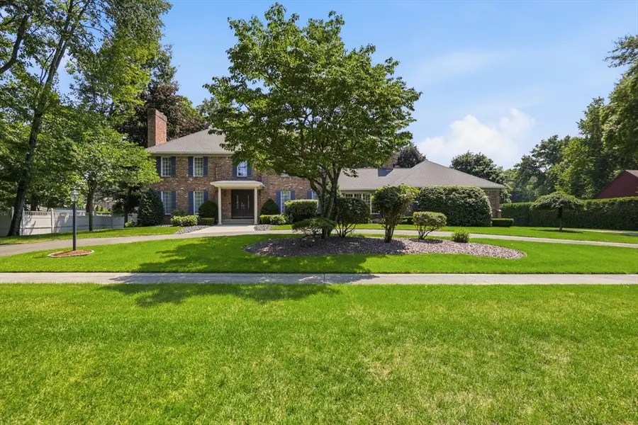 1051 Converse St, Longmeadow, MA 01116 - #2