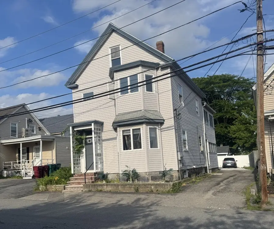 10 Payton St, Lowell, MA 01852 - #3