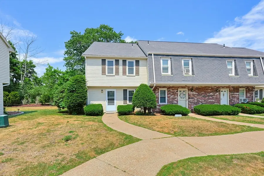 335 East Washington St #5, North Attleboro, MA 02760 - #3