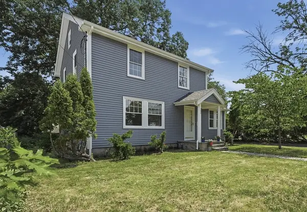 190 Manomet St, Brockton, MA 02301