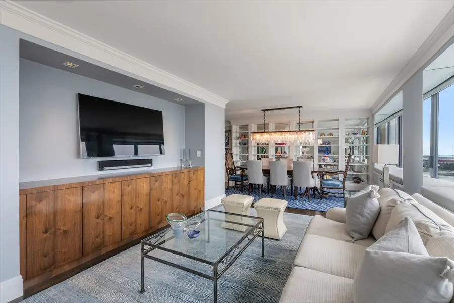85 E India Row #26AB, Boston, MA 02110 - #3
