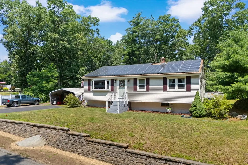 215 Donohue Rd, Dracut, MA 01826 - #1