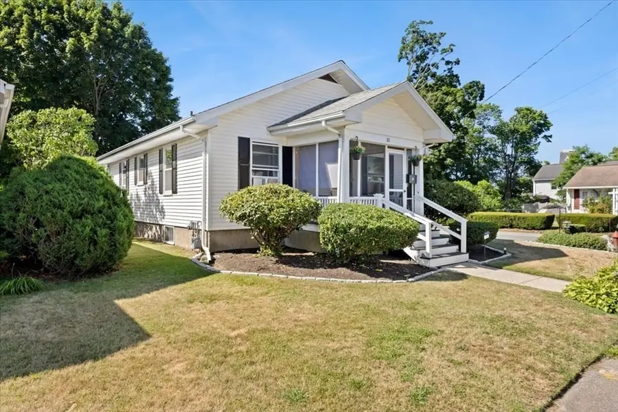 10 Elizabeth Street, Taunton, MA 02780 - #3